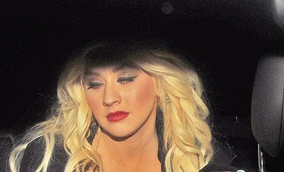 //xposure_c_aguilera__