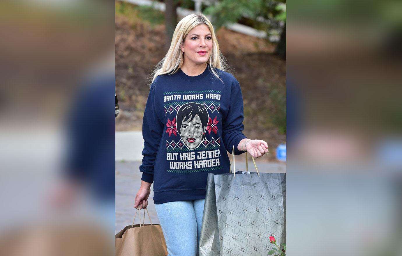 Tori Spelling Shops In Kris Jenner Xmas Sweater Amid Money Woe