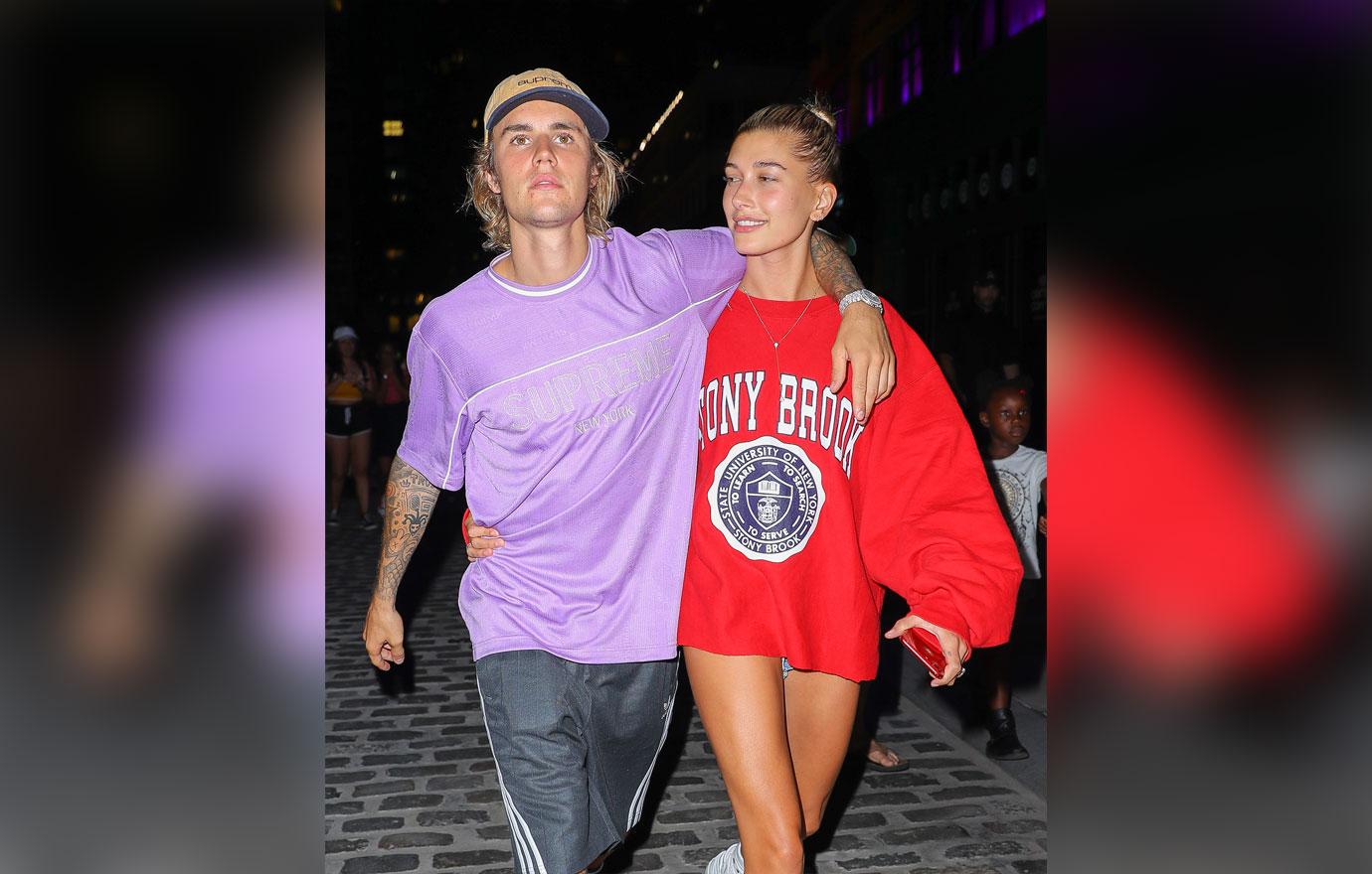 Justin Bieber Hailey Baldwin Happy Canada