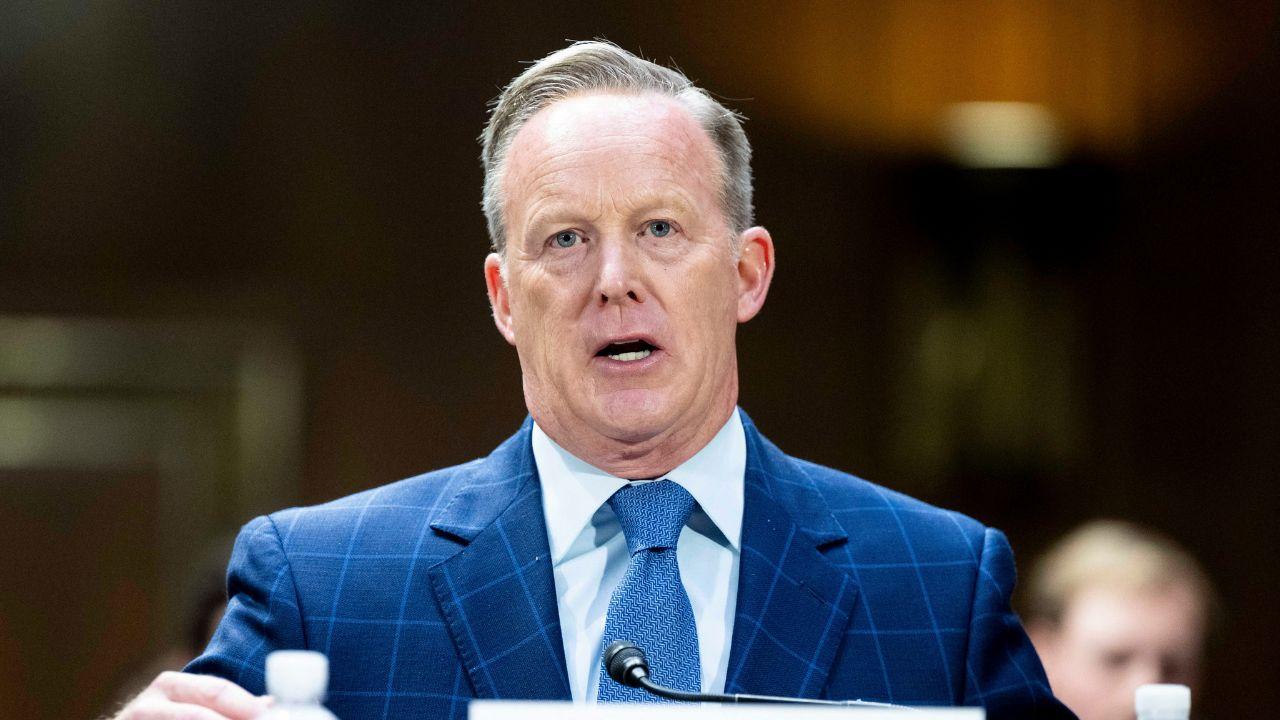 image of Sean Spicer and Abby Phillip clashed on X over the White House's restrictions on CNN and other news outlets.