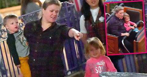 Kelly Clarkson Rides Dumbo Amid Talk Of Replacing Megyn Kelly