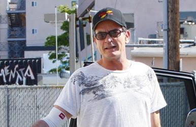 //inf_exclusive___charlie_she___ _