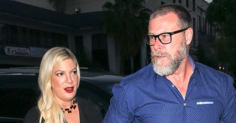 Tori Spelling Served Court Documents Bank Lawsuit Order Appear