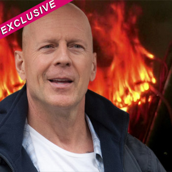 //bruce willis rescue fire set