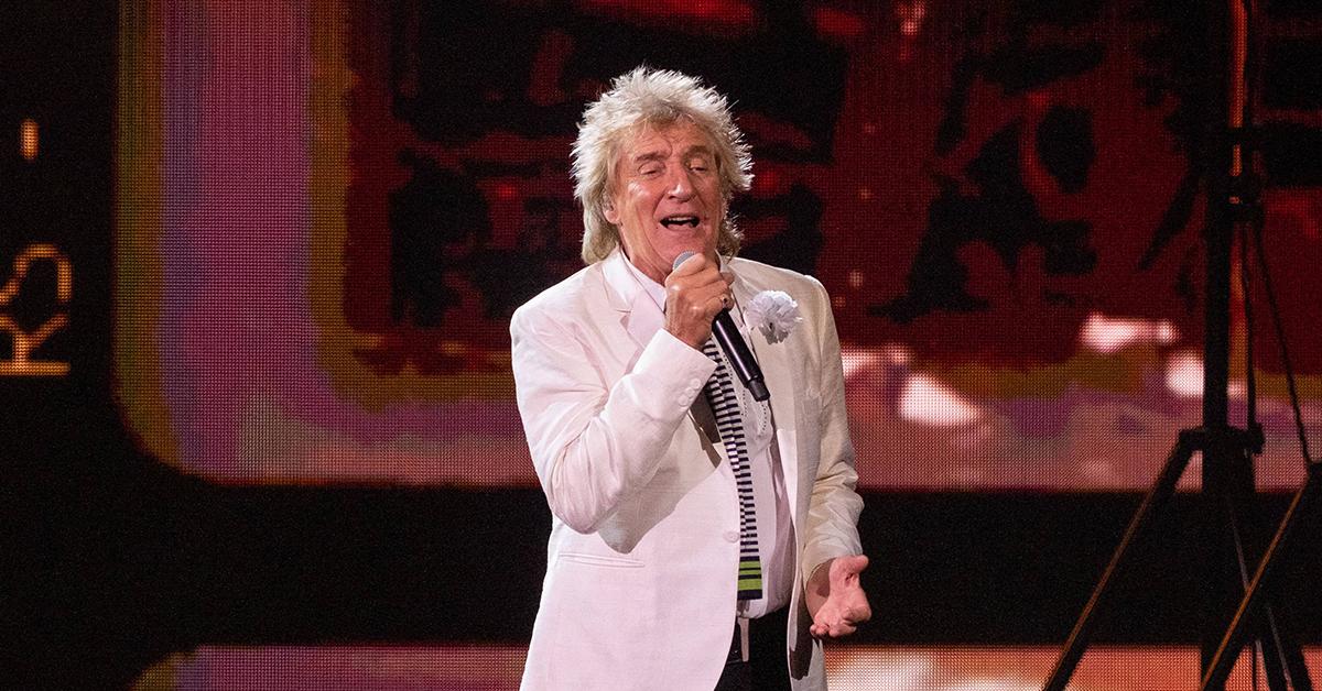 rod stewart warned doctors singing permanent damage