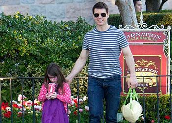 //tom cruise suri london_