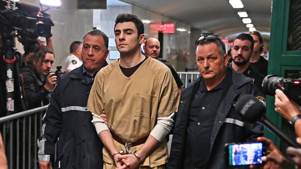 Mangione's attorneys want the trial broadcast live.