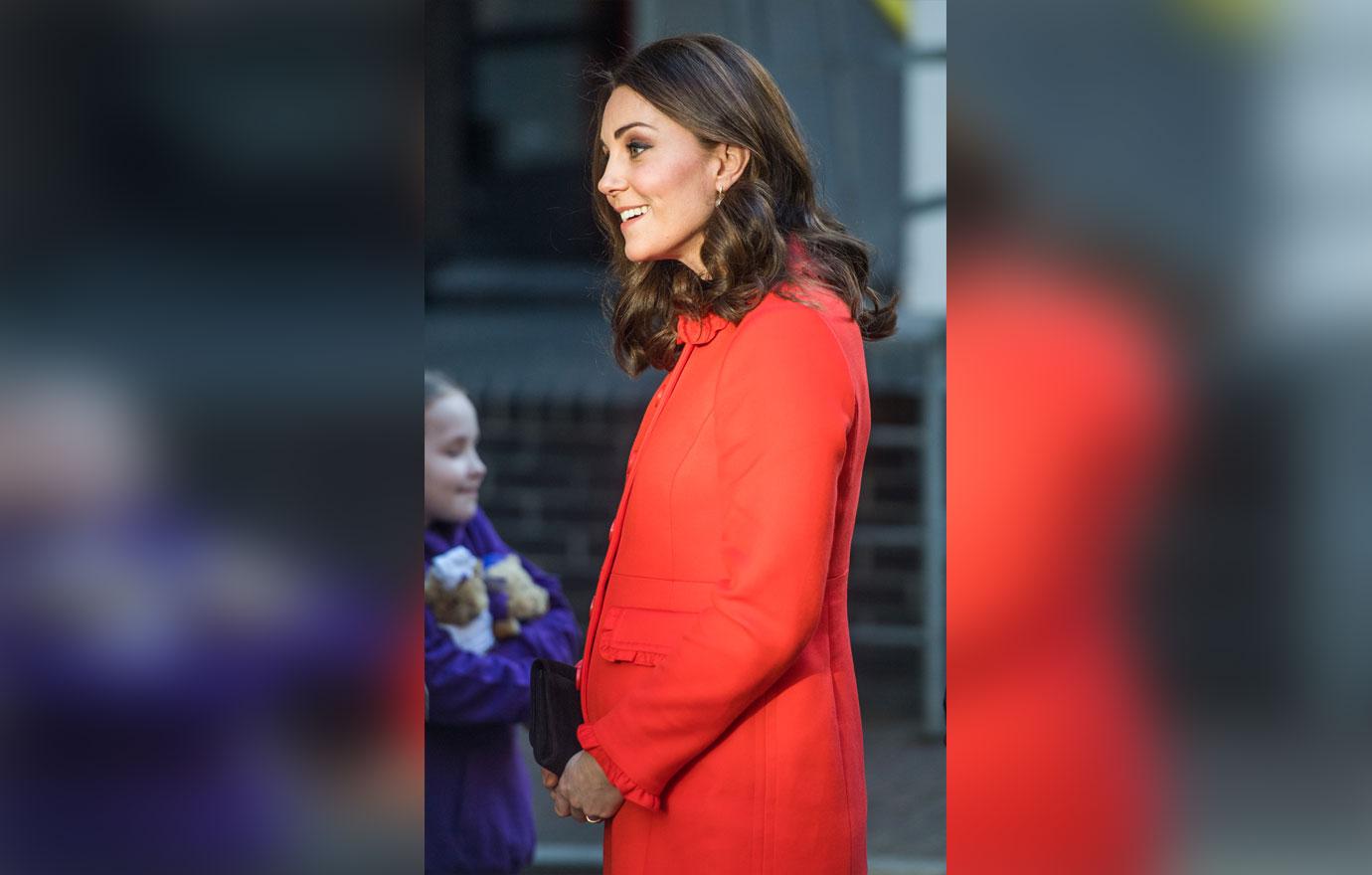 Kate Middleton Baby Bump Photos