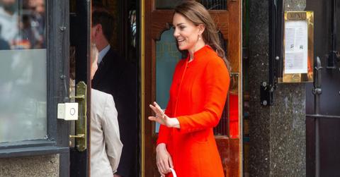 kate middleton helps teen battling cancer first photo return work