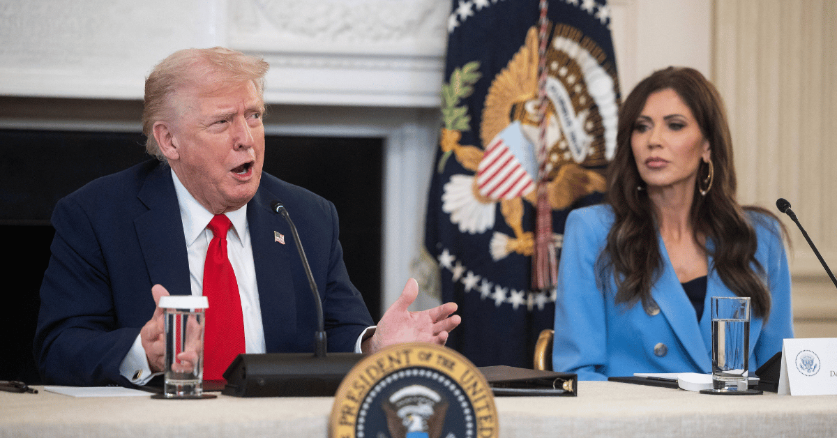 Photo of Donald Trump and Kristi Noem