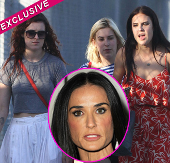 //demi moore daughters tro