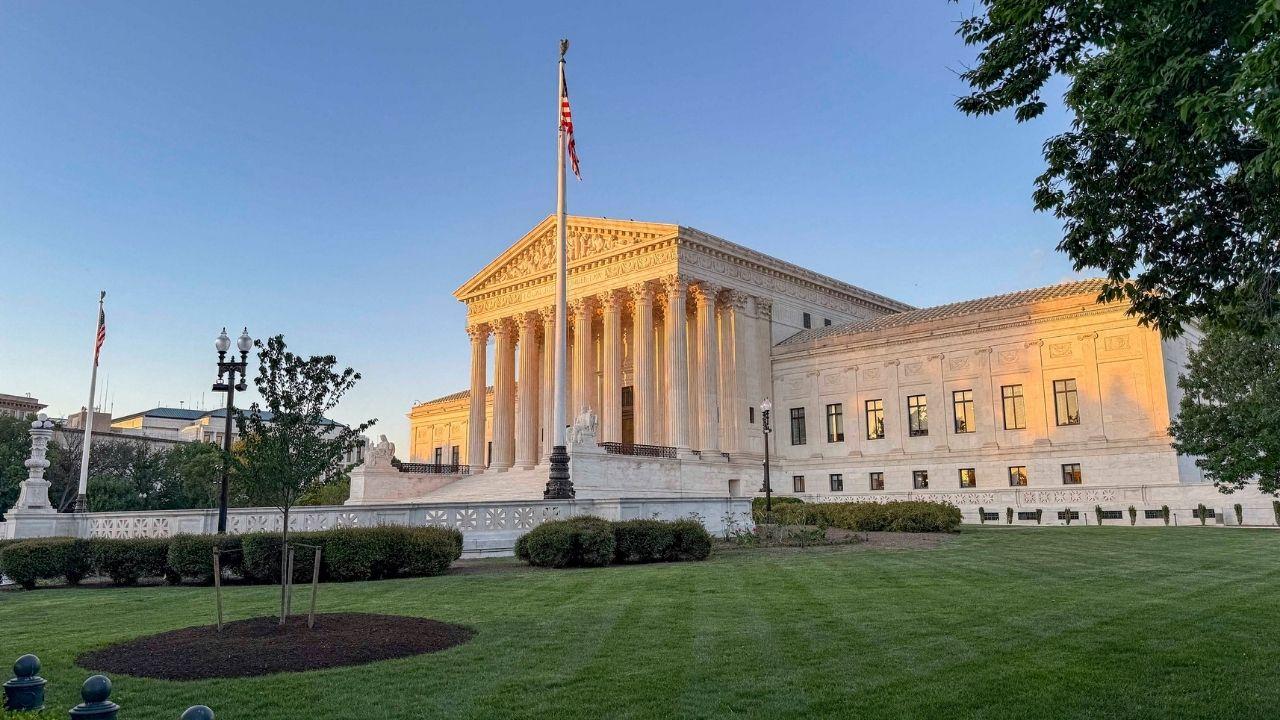 Photo of US Supreme Court