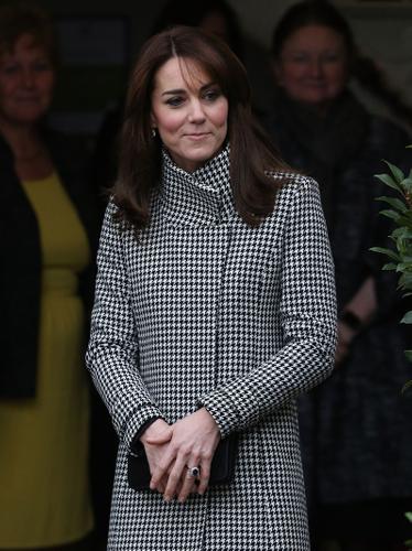 Tired Princess: Kate Middleton Is Looking Worn Out At Holiday Events!