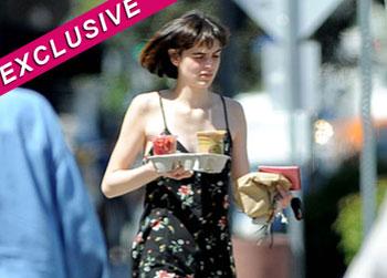 //ali lohan malnourished skinny gsi akm