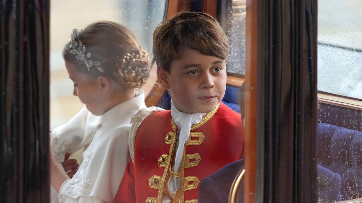 Photo of Prince George and Princess Charlotte