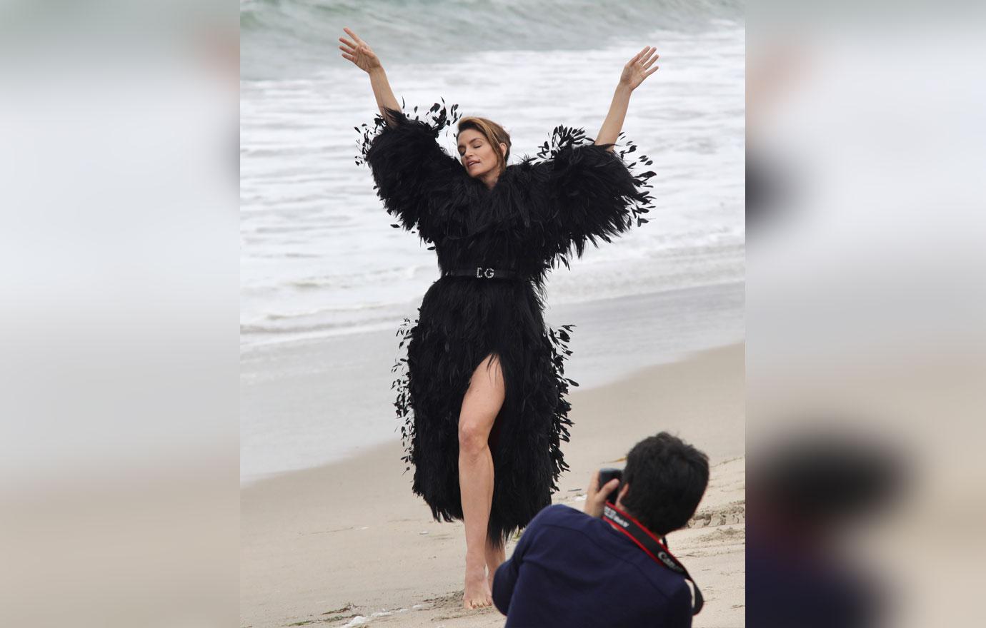 Cindy Crawford Legs Beach Photo Shoot