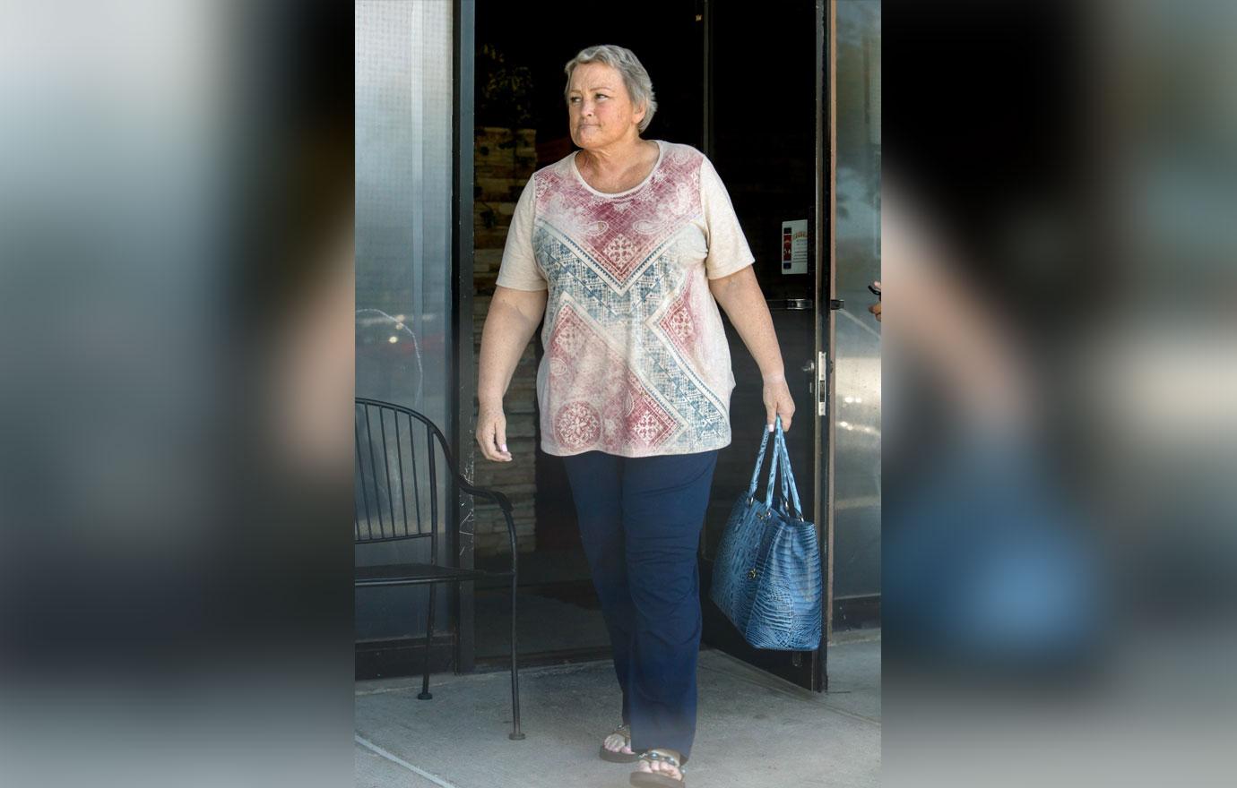 //Debbie Rowe cancer battle