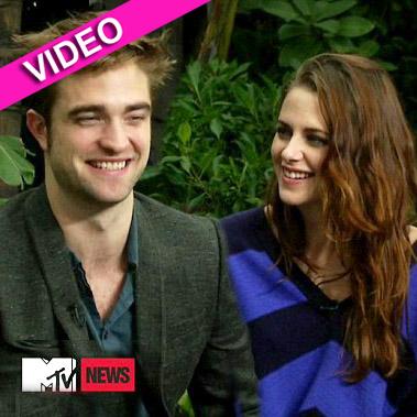 Robert Pattinson Kristen Stewart Laughing Joking In First Joint