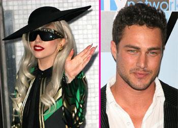 //lady gaga split boyfriend taylor kinney