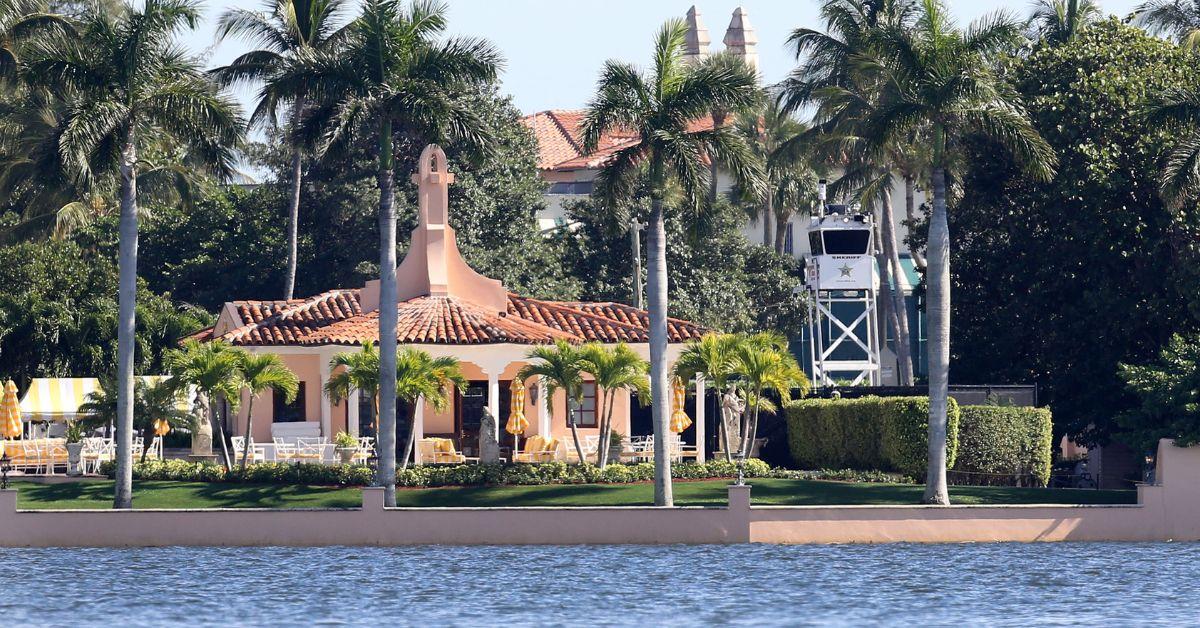 donald trump transferred ownership mar a lago son days before arrest jpg