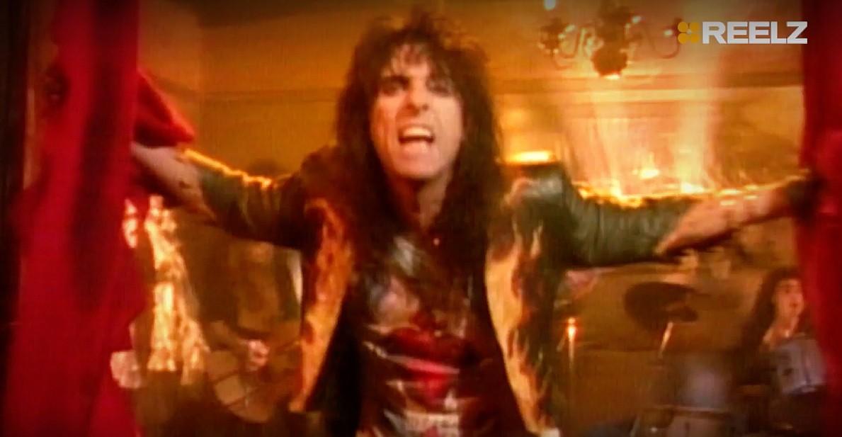 https://media.radaronline.com/brand-img/WIxlxP9sX/0x0/godfather-shock-rock-inside-alice-cooper-top-songsjpg-1655405644749.jpg