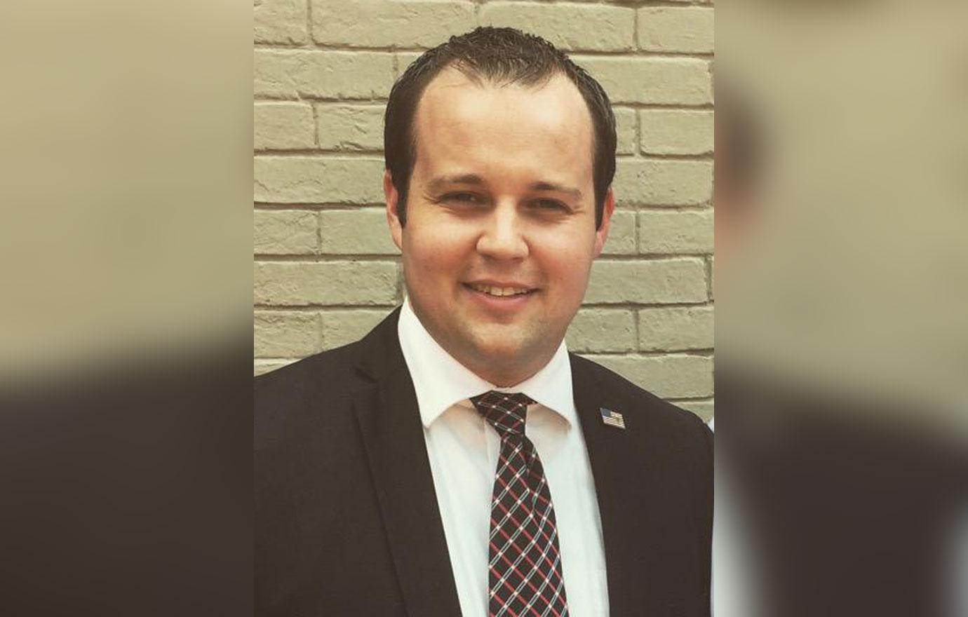 josh duggar criminal trial pushed november