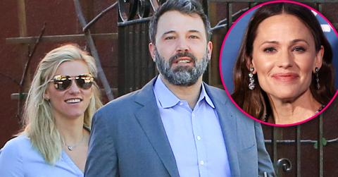 Ben Affleck Reunites With Lindsay Shookus Wedding With Garner