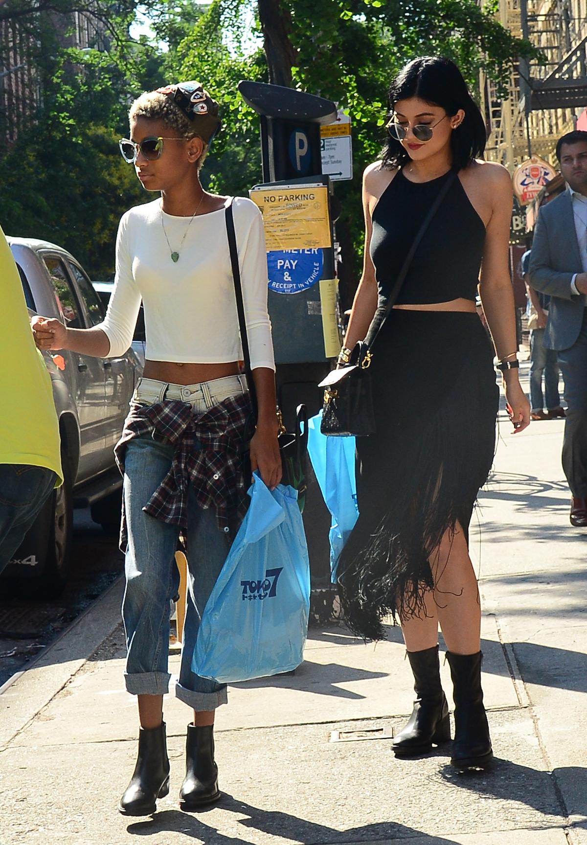 //kylie jenner and willow