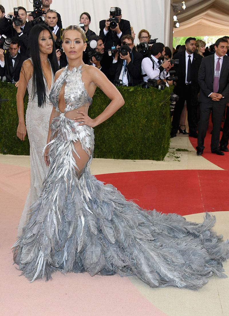 //met gala  red carpet arrivals