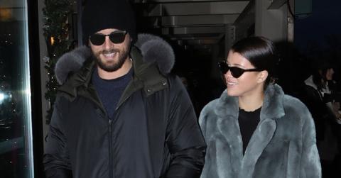 scott-disick-sofia-richie-cuddle-in-aspen