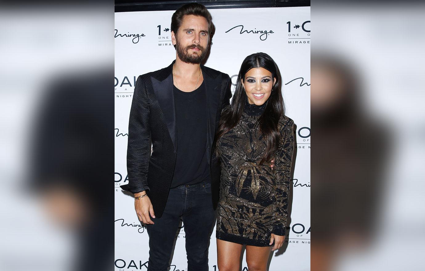 kourtney kardashian shares pointed message about being treated badly