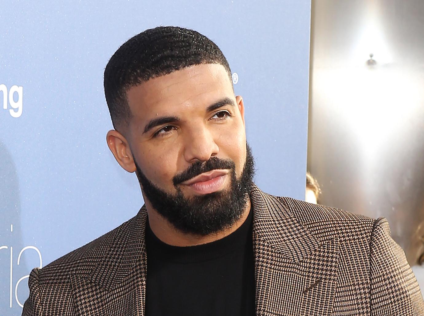 Drake Splits From Fling Johanna Leia Months After Over-The-Top Dodger ...