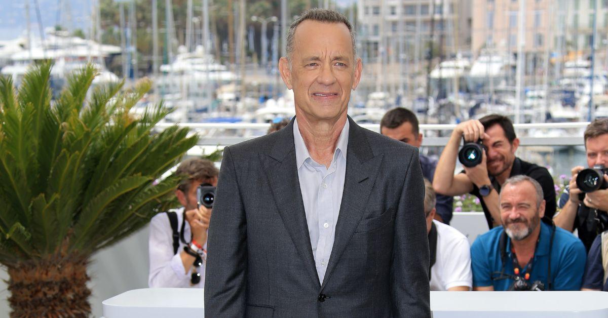 Tom Hanks wearing spanx : r/weirddalle