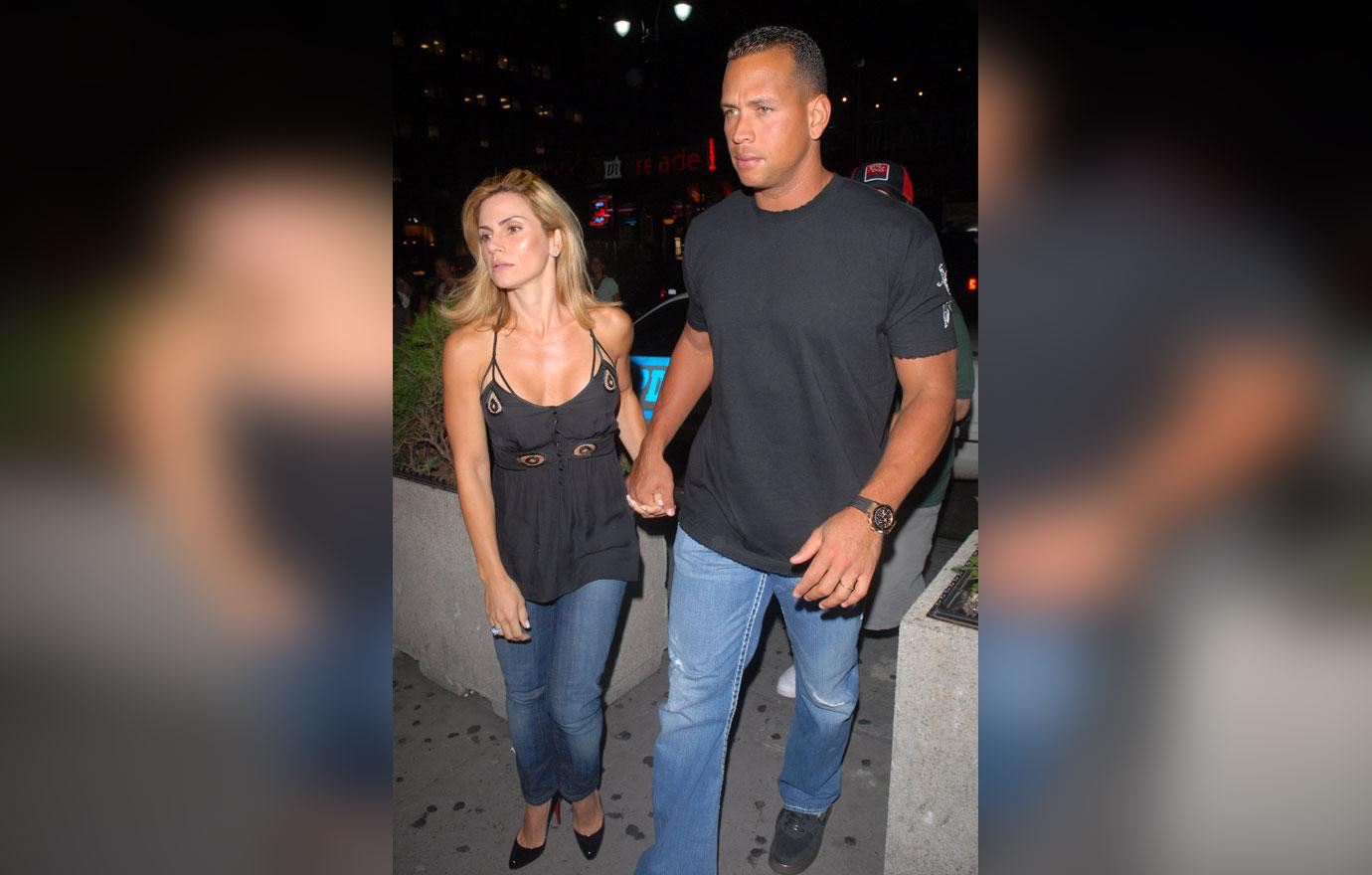 Alex Rodriguez's Ex-Wife Cynthia Scurtis Apparently “Wasn't the Biggest  Fan” of Jennifer Lopez