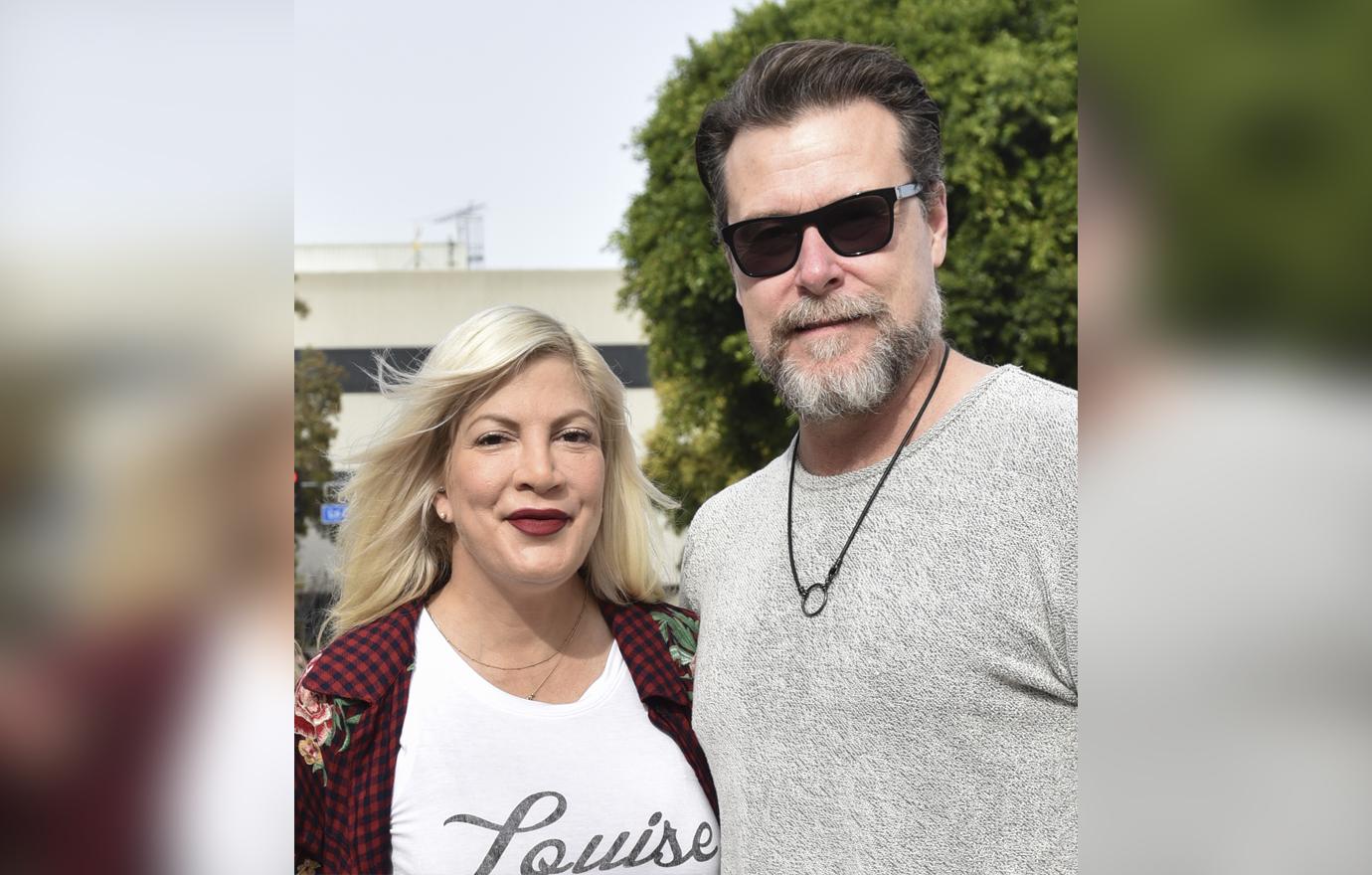 //tori spelling and dean mcdermott in romantic hawaiian vacation pp