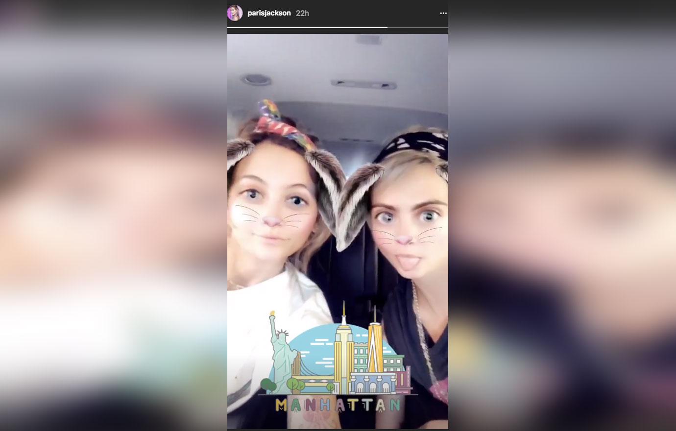 Paris Jackson Girlfriend Cara Delevingne Kiss Photos