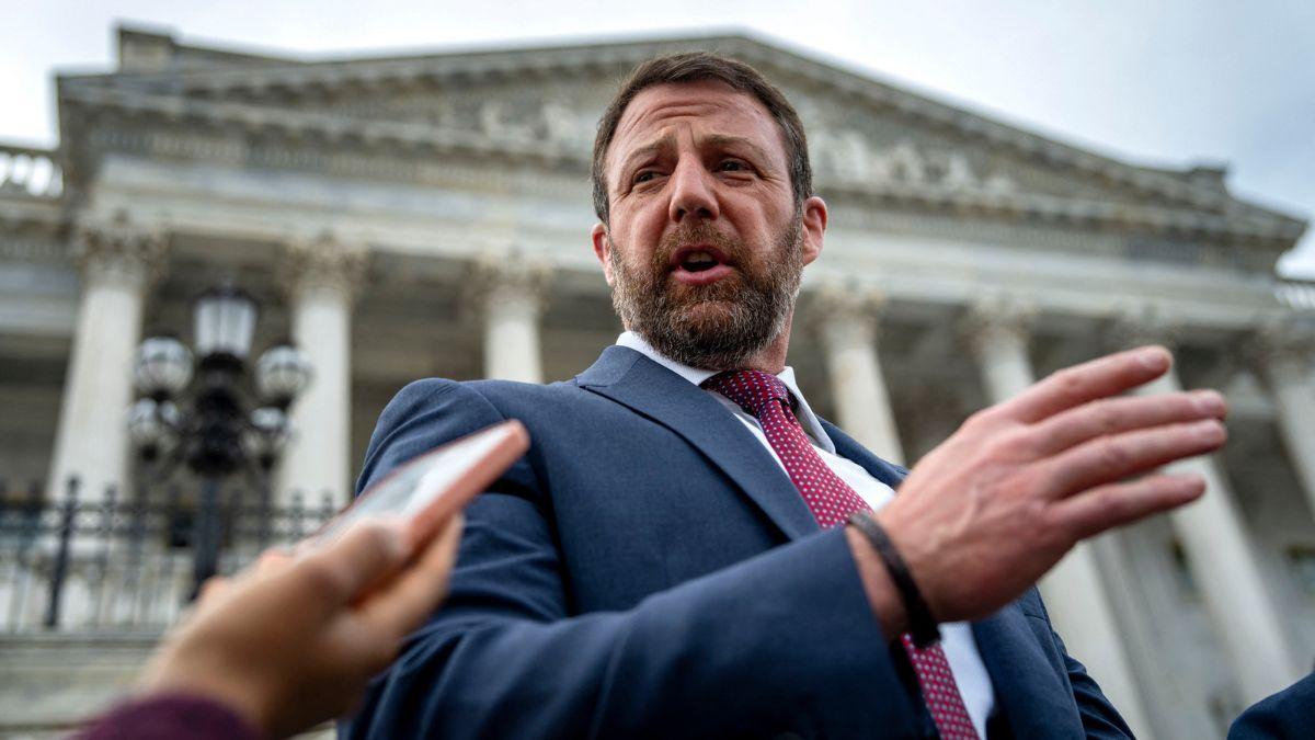 Photo of Markwayne Mullin