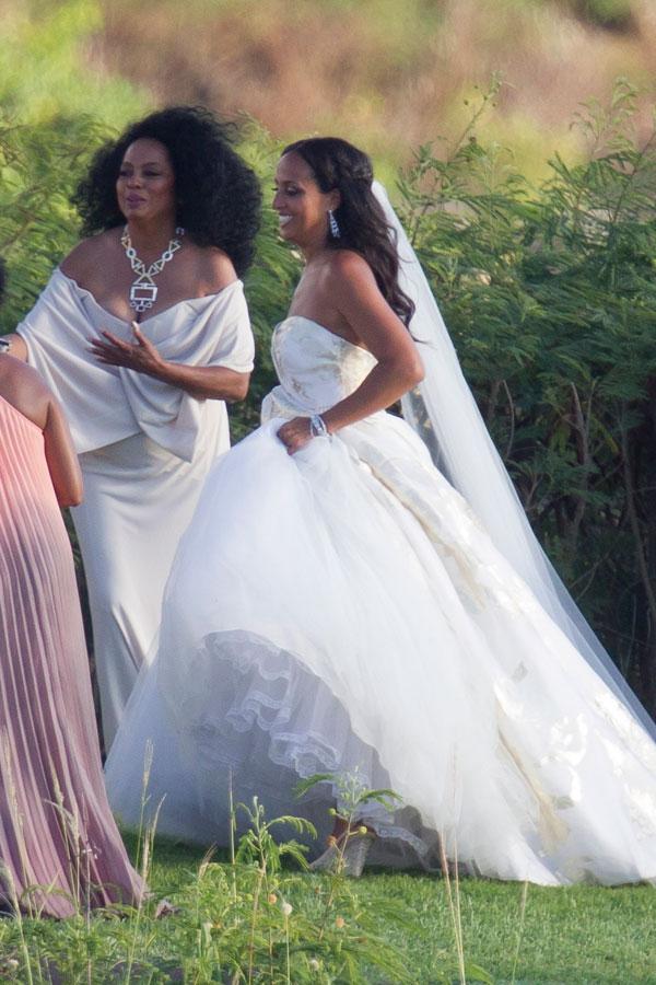 //diana ross at daughters wedding with kids