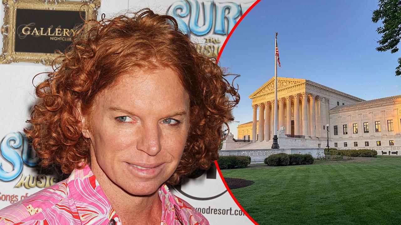 Photo of Carrot Top, Courthouse