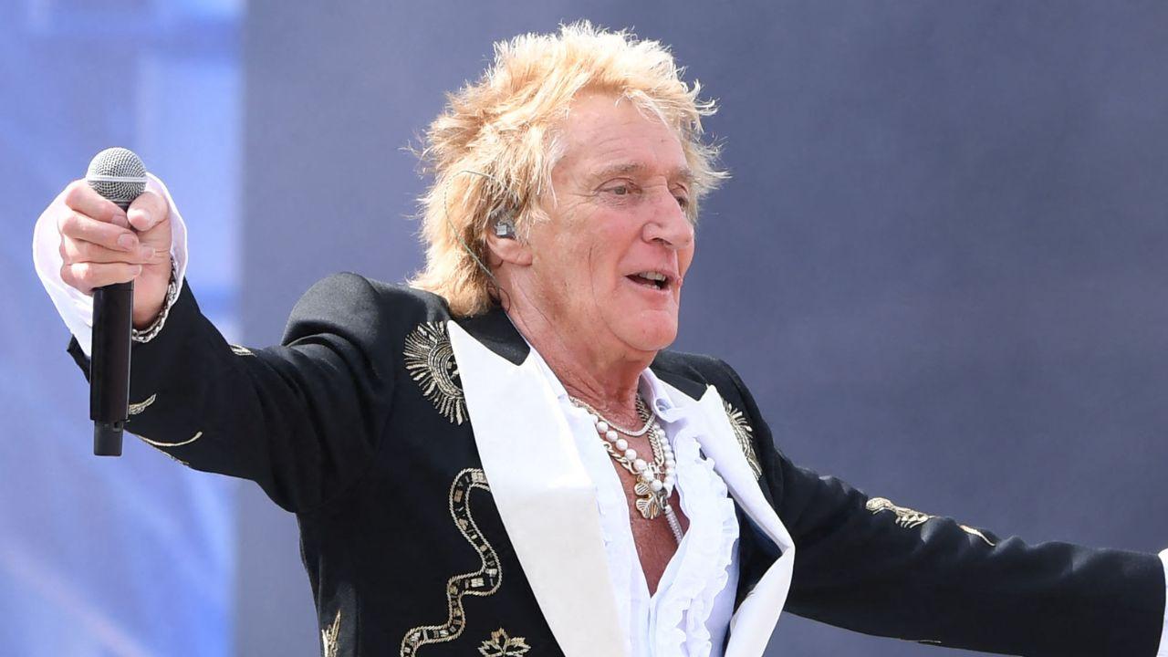 image of The latest health setback comes after Rod Stewart previously dealt with a sinus infection, respiratory infection, and laryngitis.