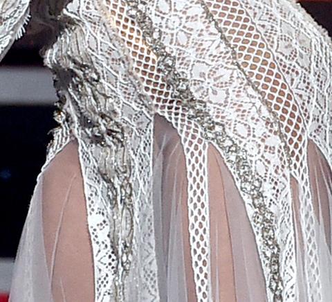 Beyonce Suffers Embarrassing Wardrobe Malfunction ON STAGE At Grammy Awards