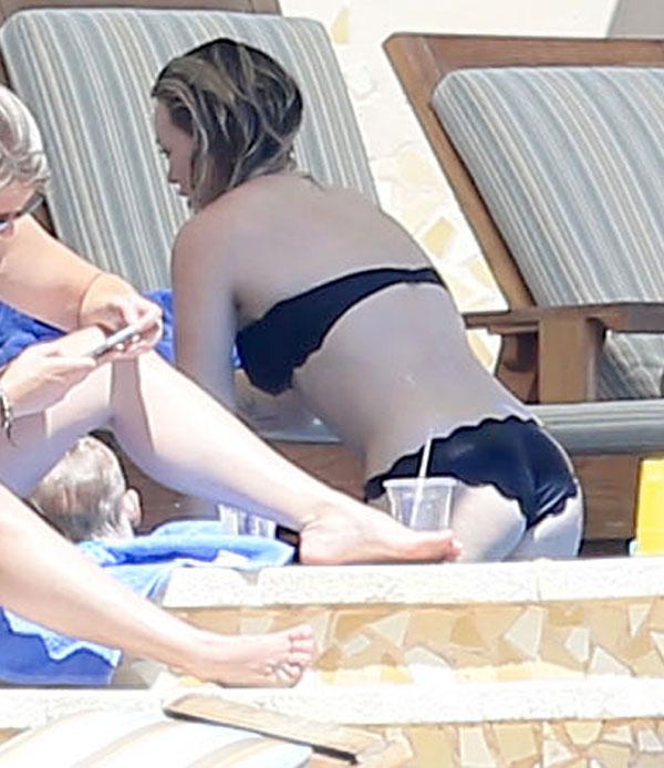 Hilary Duff Bikini Photos In Mexico