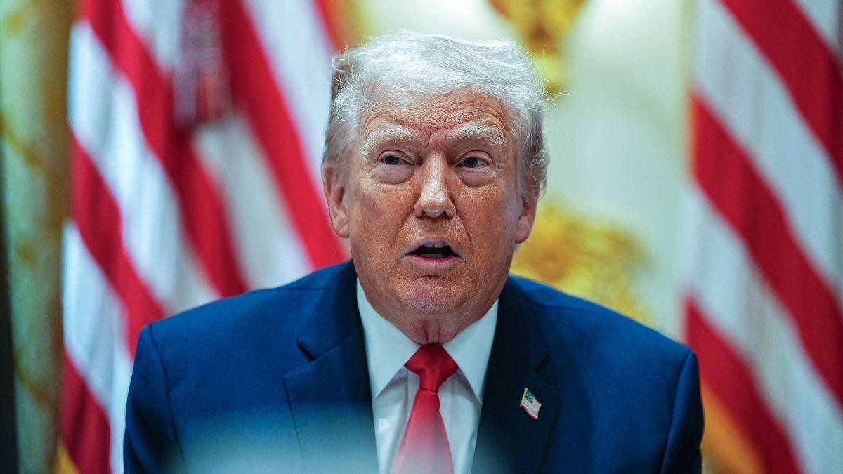 image of Michael Wolff spoke to White House staff about the vile video.