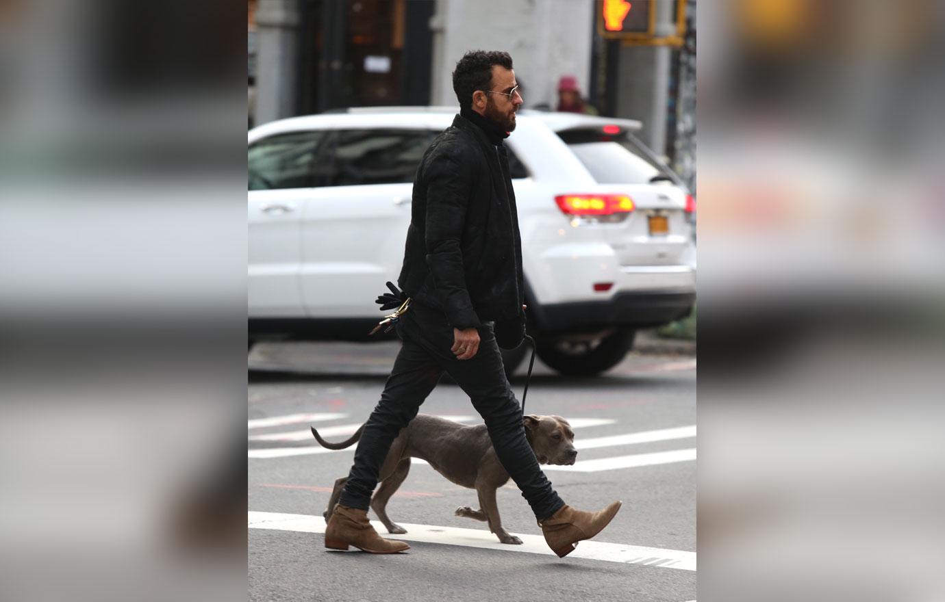 Justin Theroux Walks Dog After Jennifer Aniston Split Bachelor Life