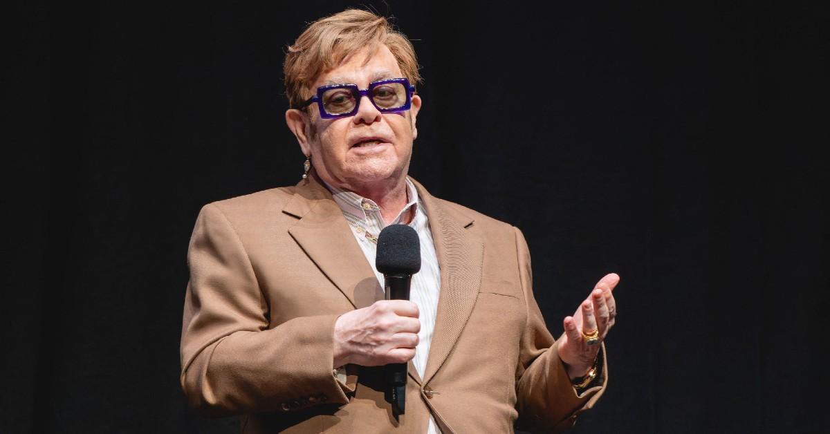 elton john on last legs now so blind can barely sign autograph