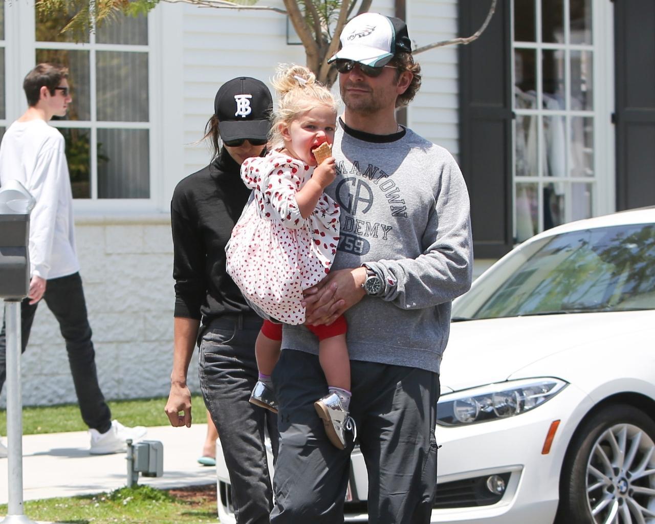 Bradley Cooper And Irina Shayk Take Daughter Trick Or Treating