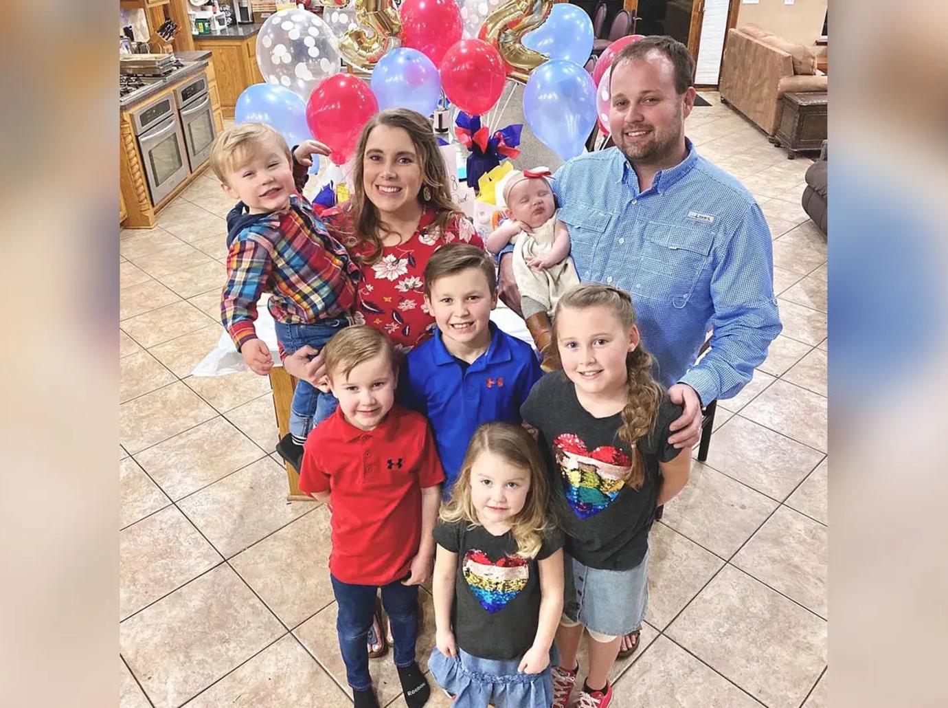 josh duggar family shot gallery pic