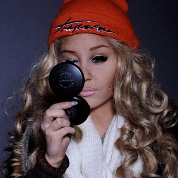 Amanda Bynes new look