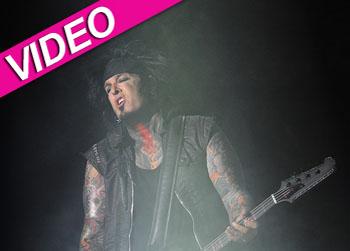 //nikki sixx landov