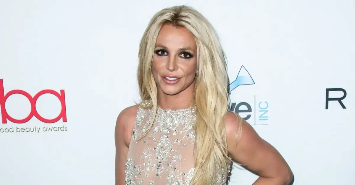 police called britney spears home deletes instagram account fans fearing safety jpg